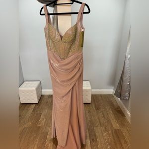 Shimmering Elegance: Portia and Scarlett's Rhinestone-Embellished Gown main image 0